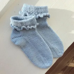 Kindersocken mit Rüschen Strickanleitung - PetiteKnit (Heft)